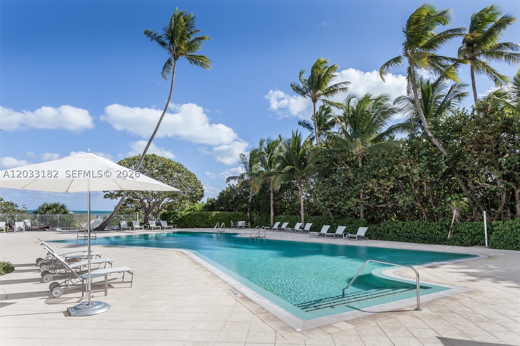 ISLAND HOUSE APT INC - CO - Residential