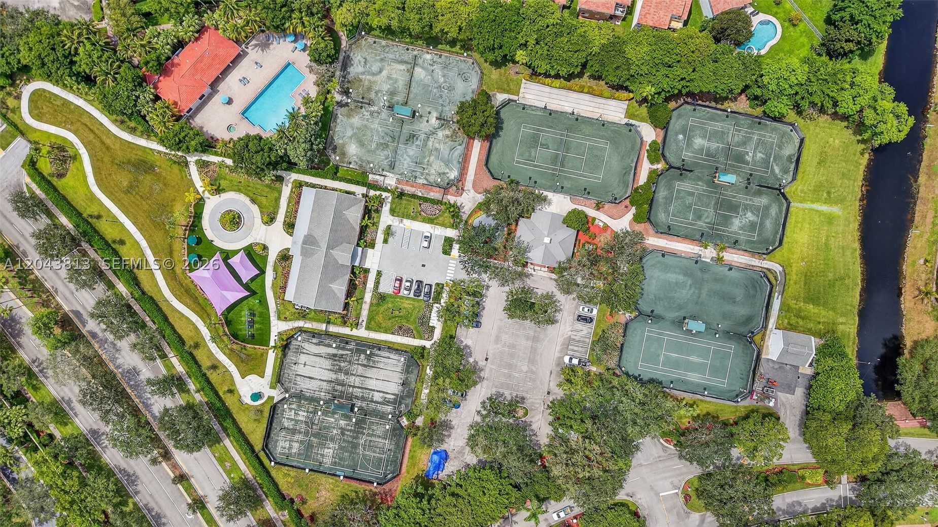 EAGLE TRACE - Residential
