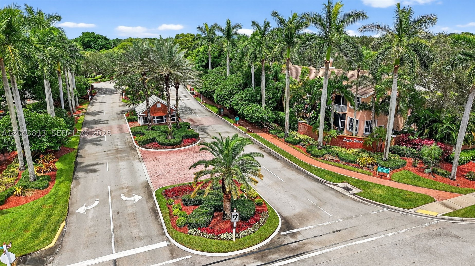EAGLE TRACE - Residential