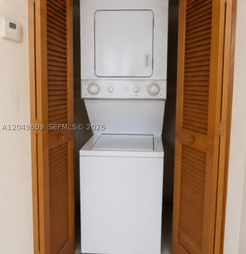 KENLAND WALK CONDO II - Residential