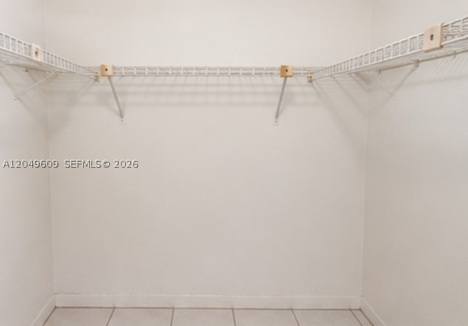 KENLAND WALK CONDO II - Residential