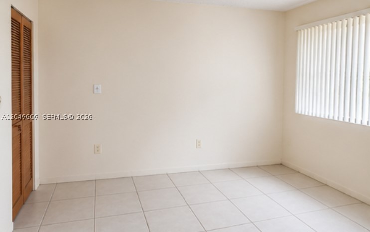 KENLAND WALK CONDO II - Residential