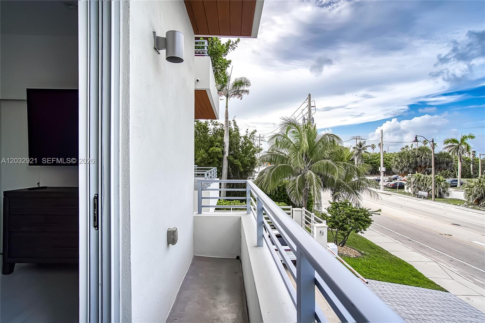 SEASIDE VILLAGE WEST COND - Residential
