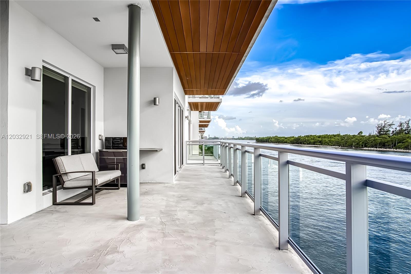 SEASIDE VILLAGE WEST COND - Residential