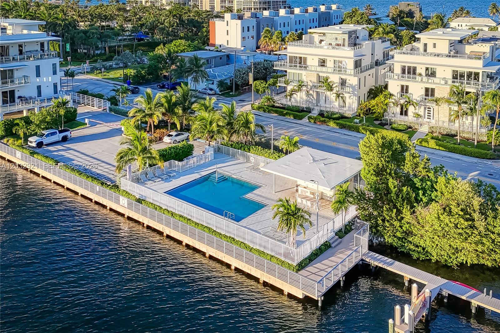 SEASIDE VILLAGE WEST COND - Residential