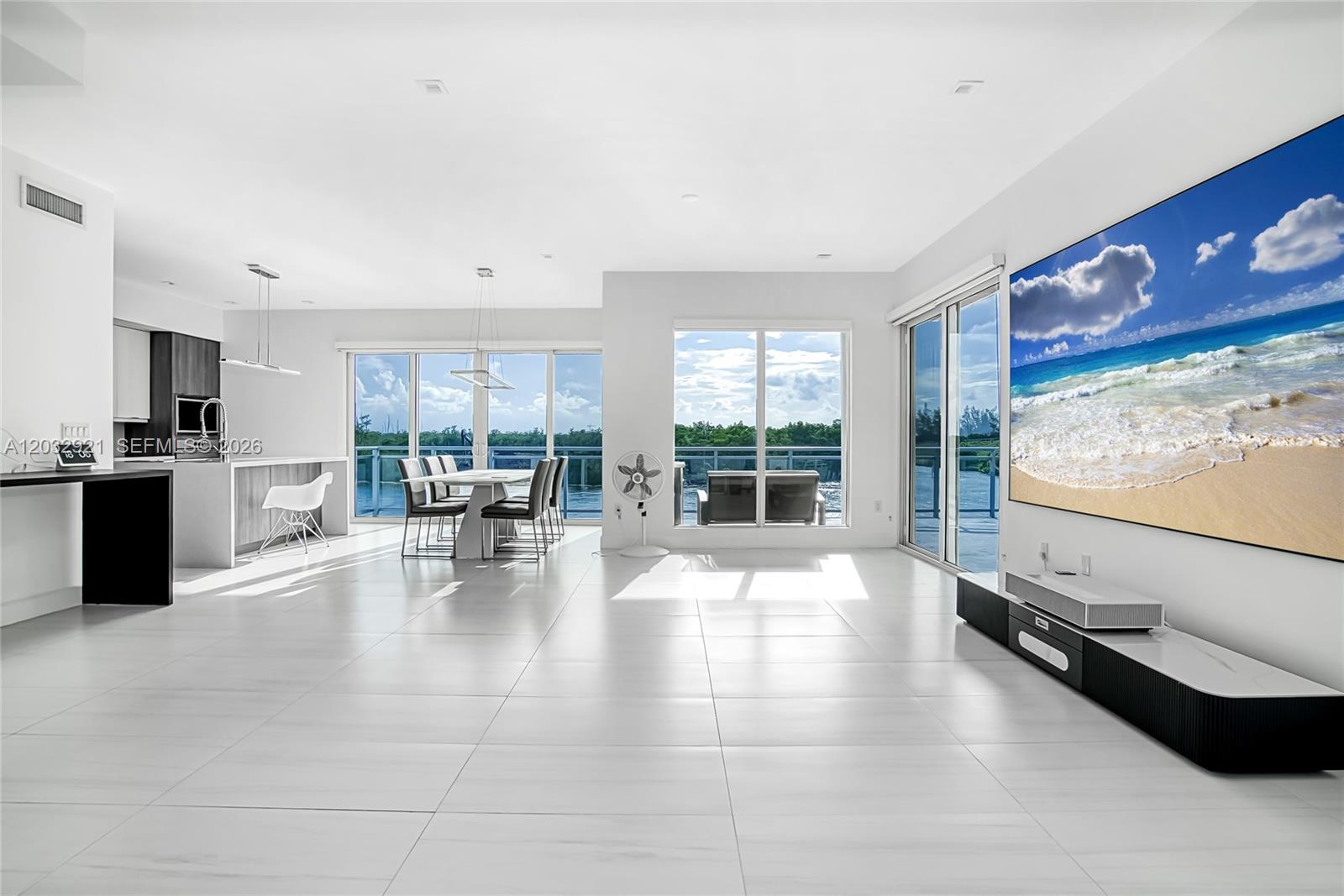 SEASIDE VILLAGE WEST COND - Residential