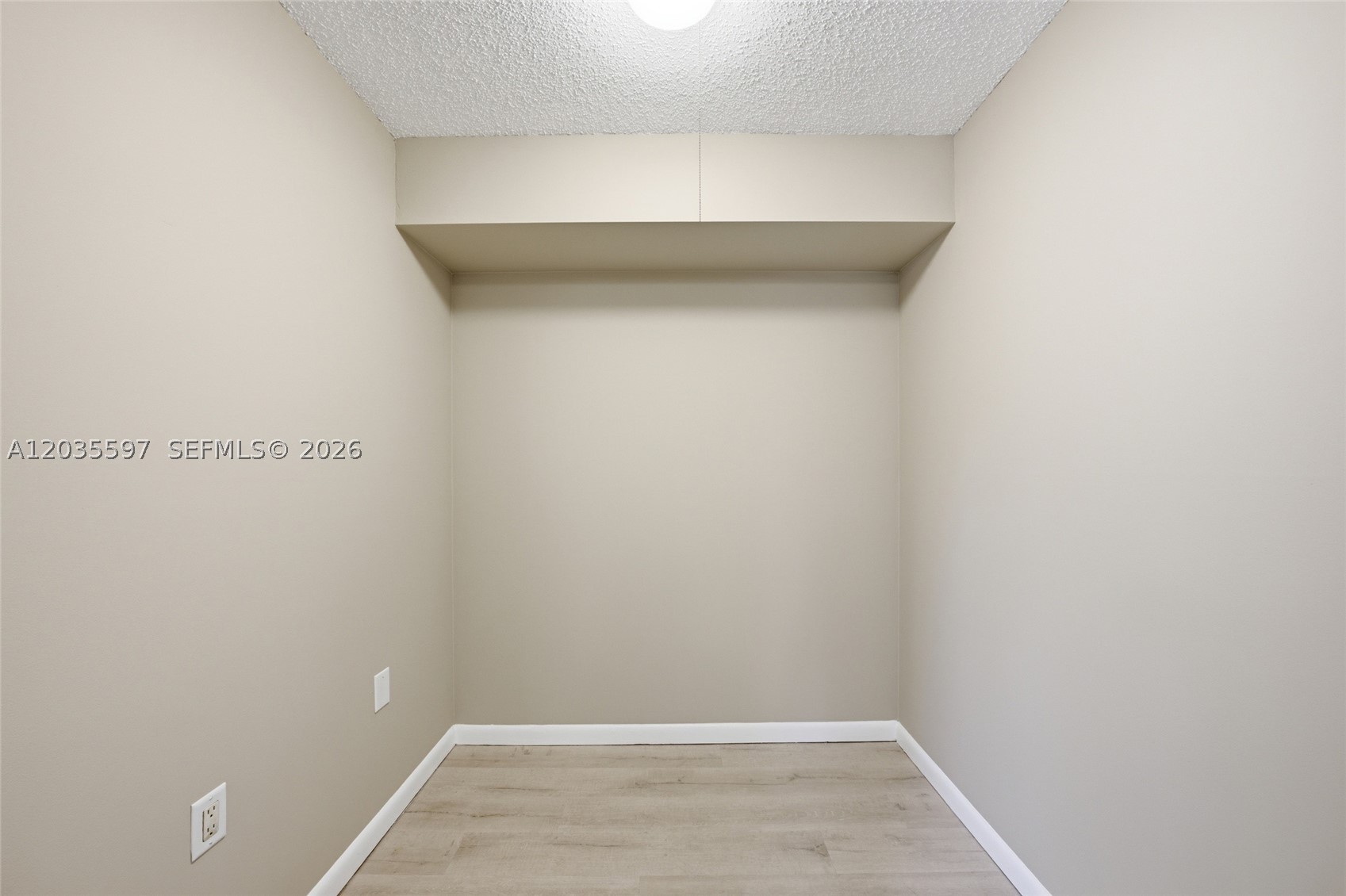 GLENWOOD TWNHS - Residential
