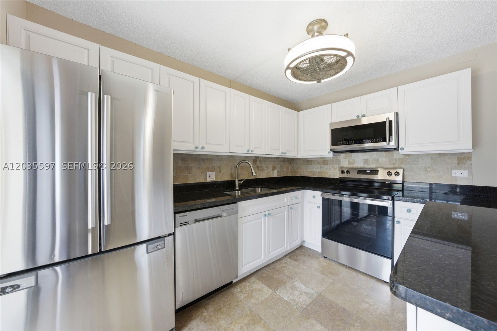 GLENWOOD TWNHS - Residential