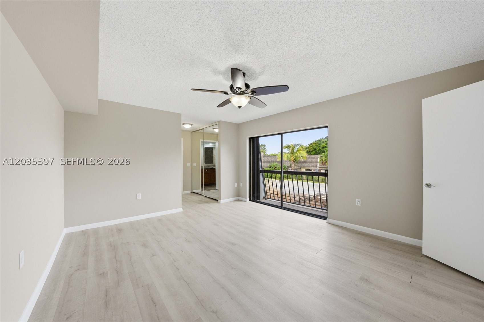 GLENWOOD TWNHS - Residential