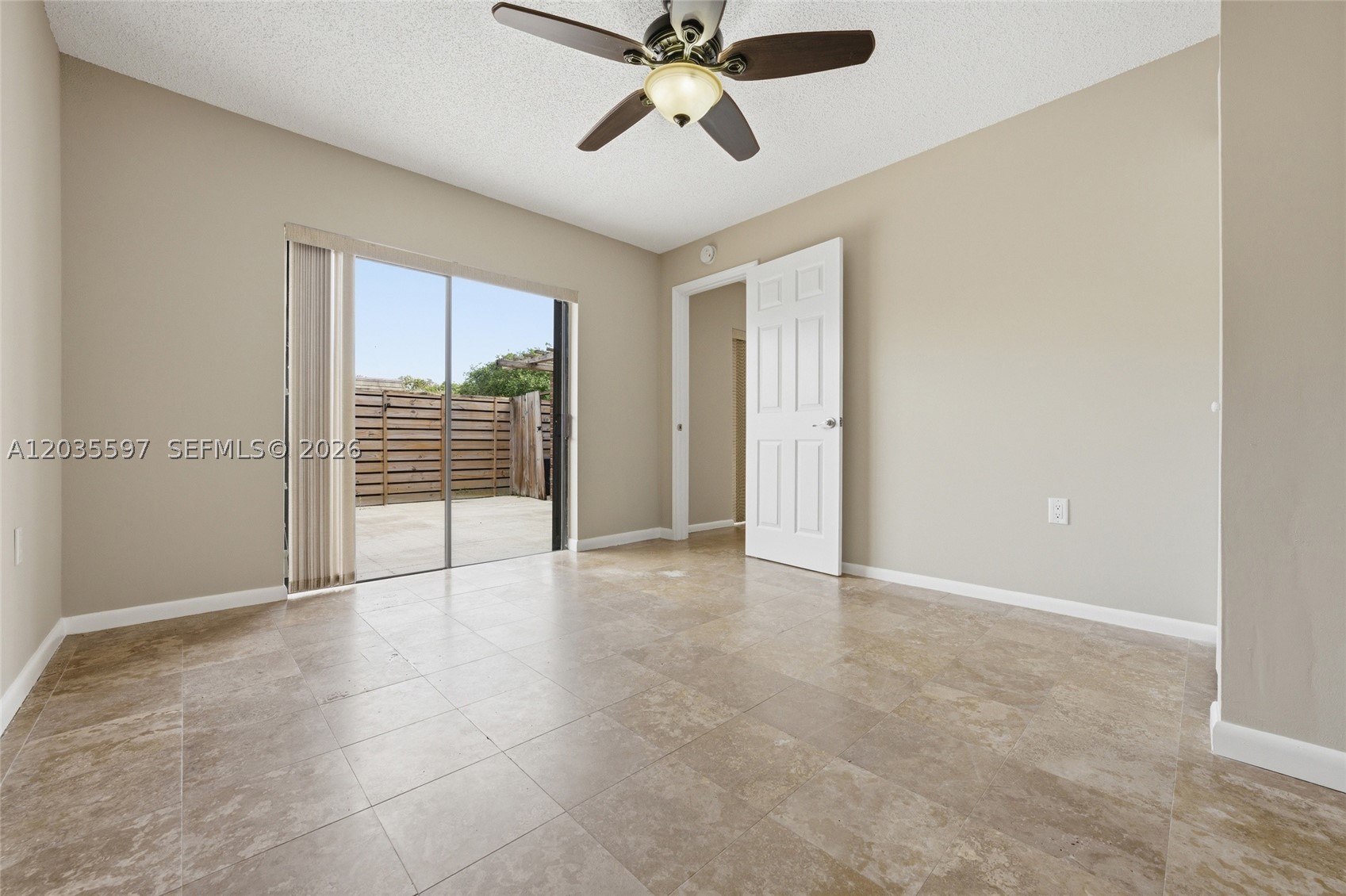 GLENWOOD TWNHS - Residential