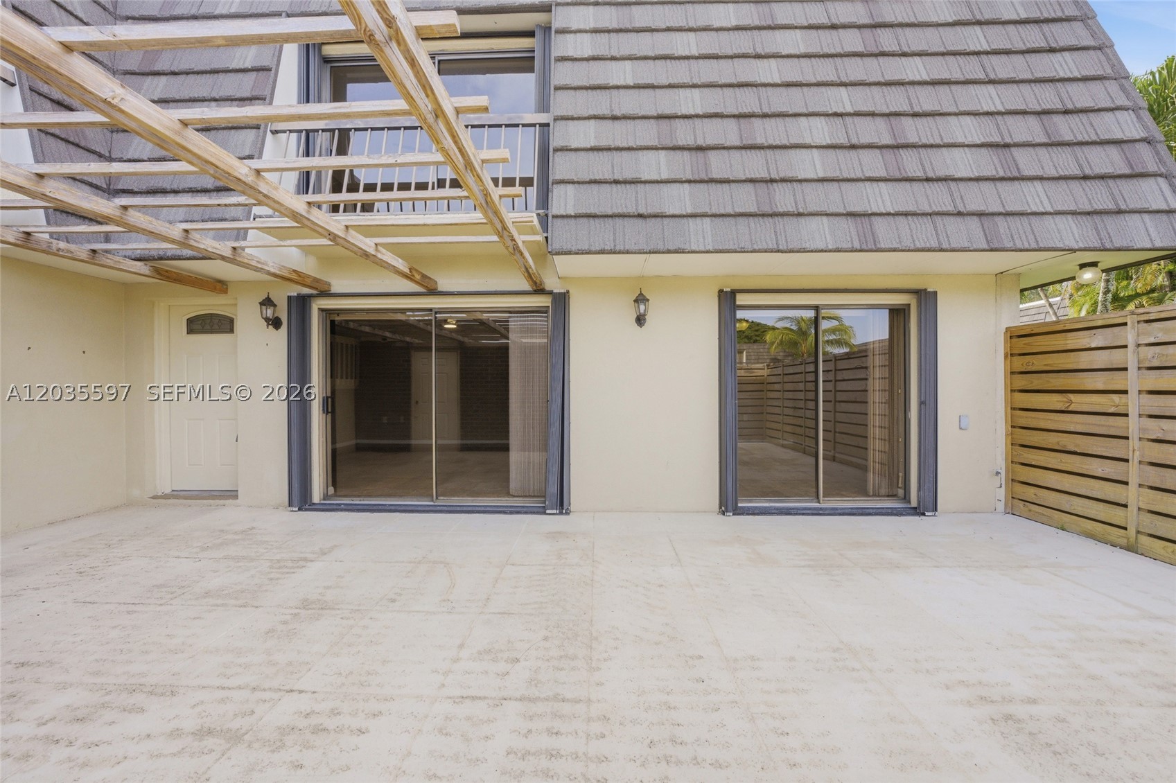 GLENWOOD TWNHS - Residential