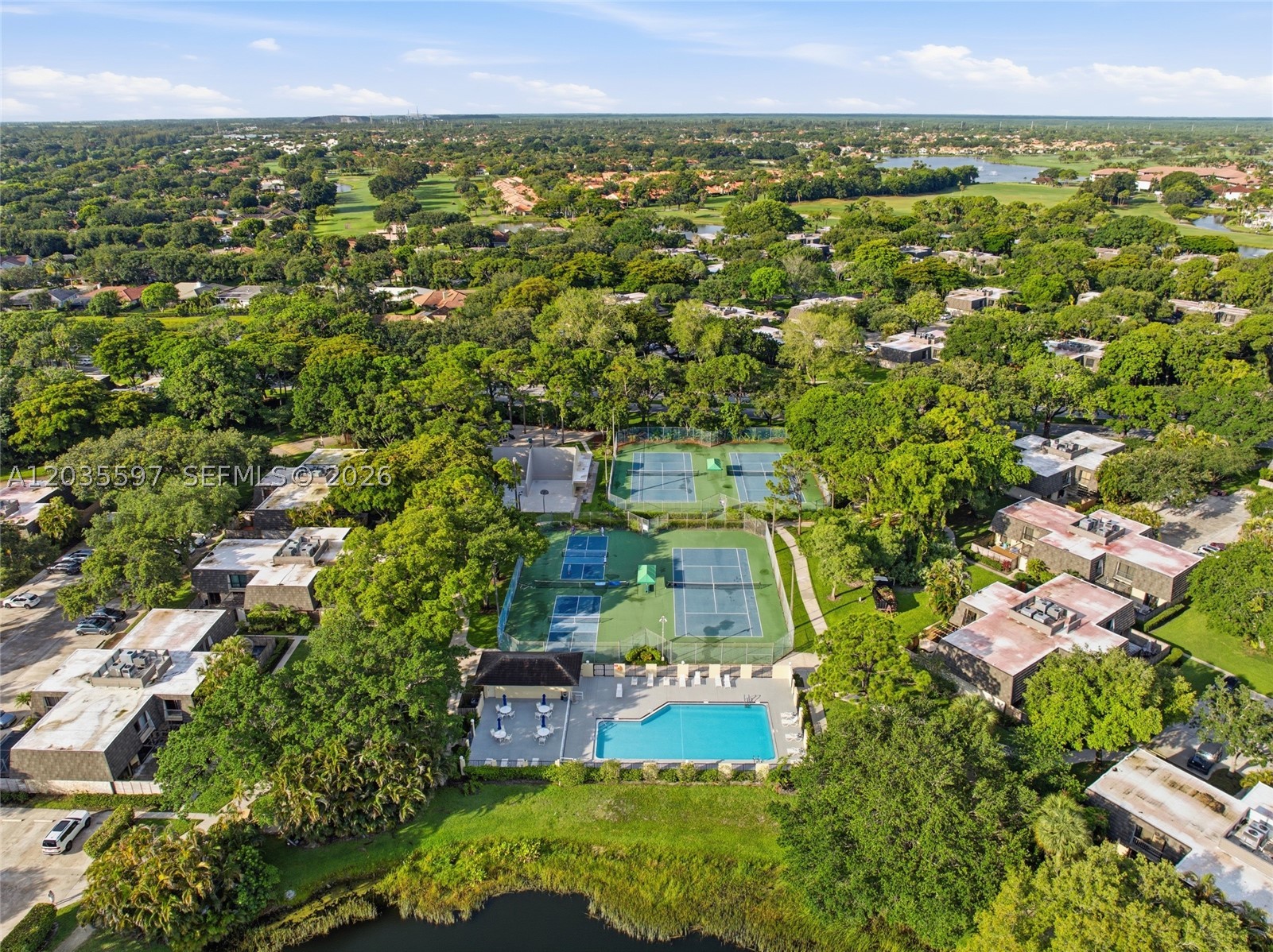 GLENWOOD TWNHS - Residential