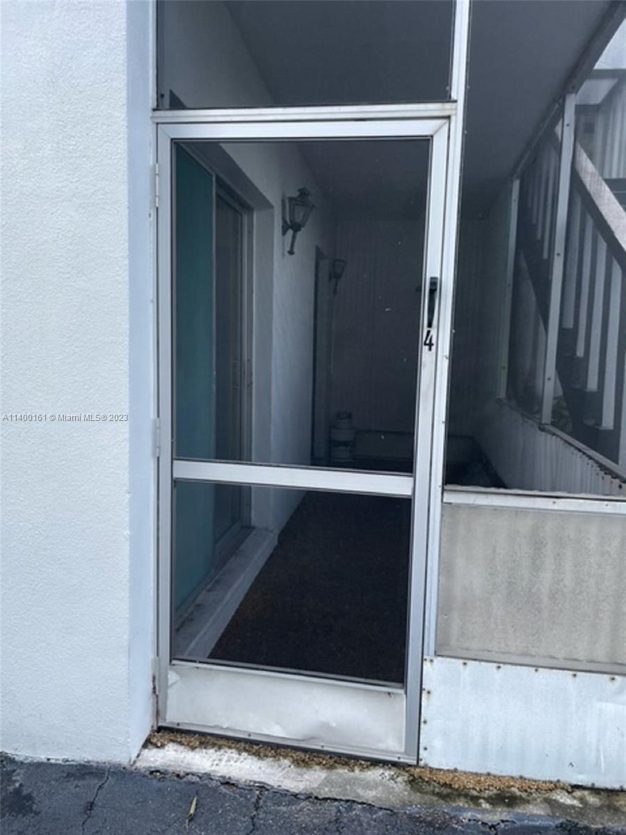 DELWOOD CONDO - Residential