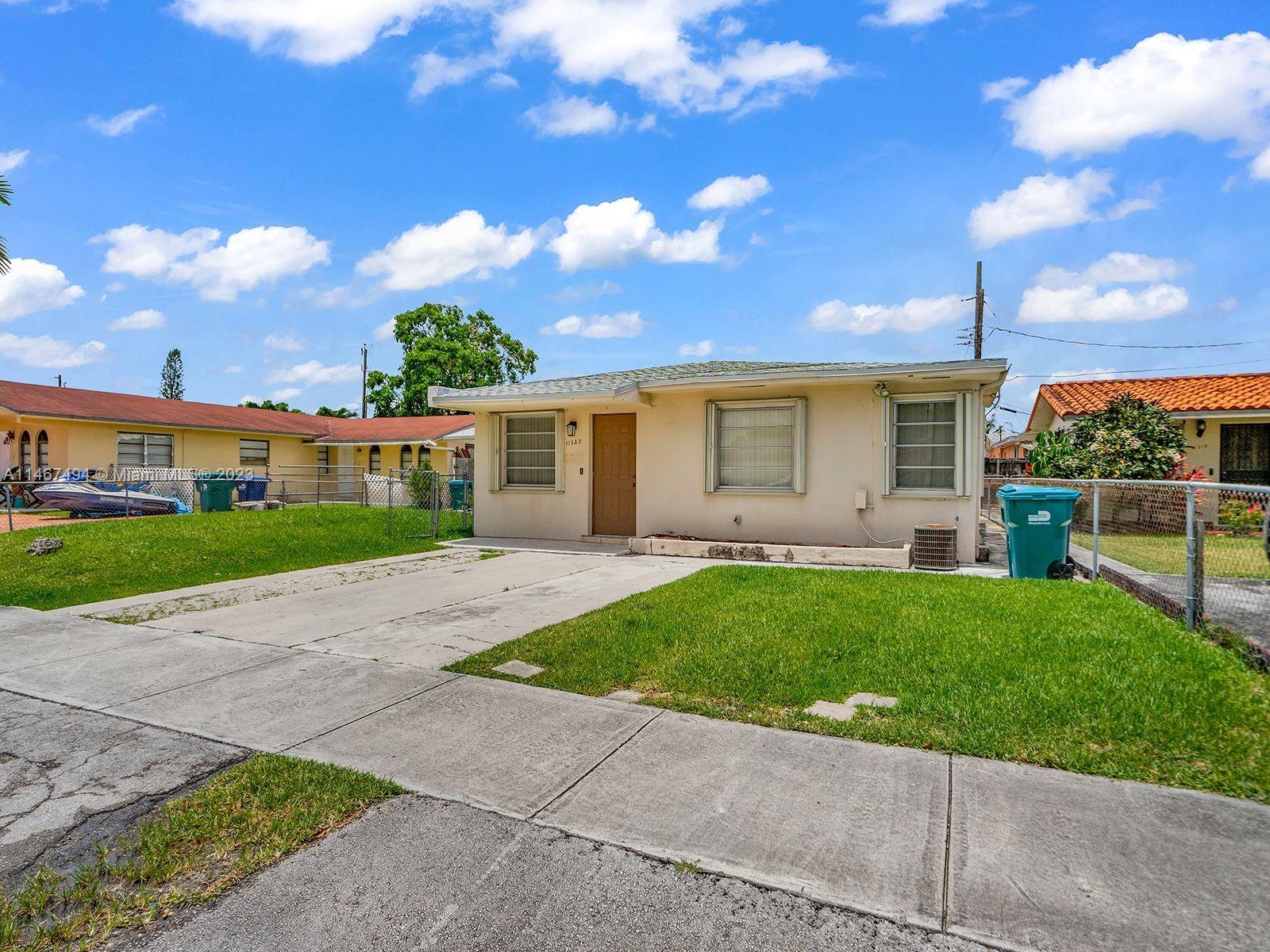 SWEETWATER GROVES .14 AC - Residential Lease