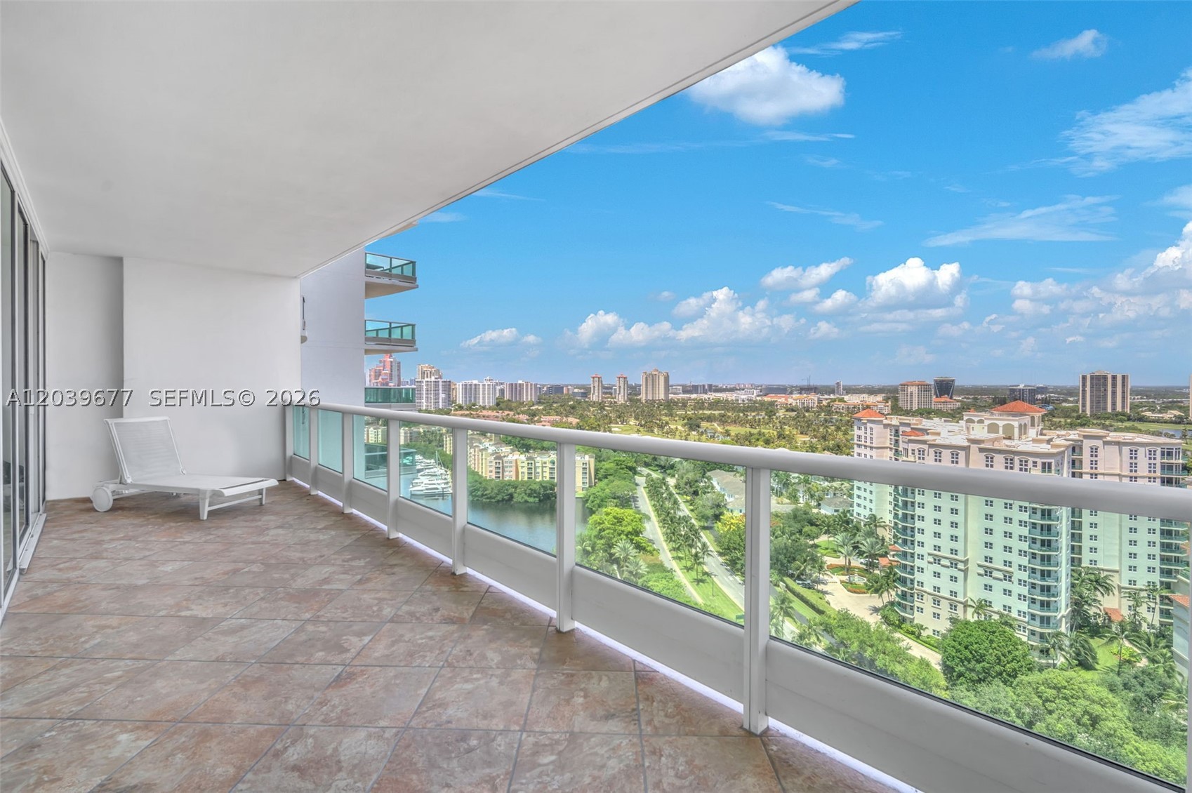 TOWERS OF PORTO VITA-SOUT - Residential