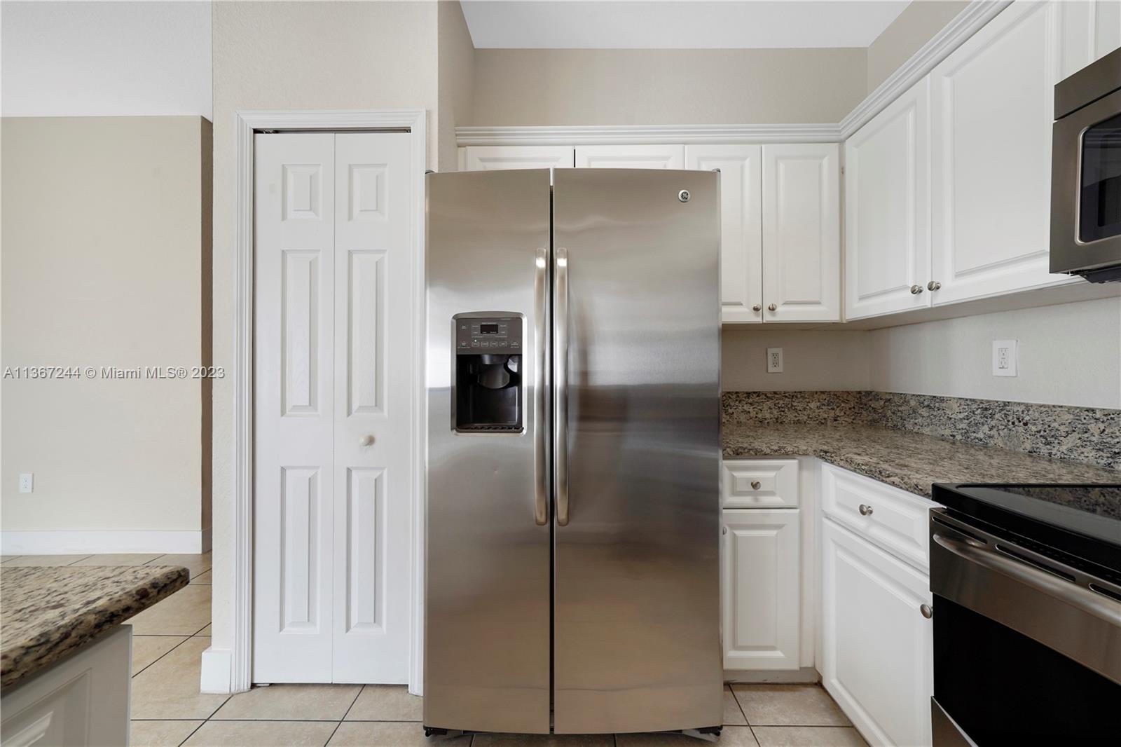 CENTURY GARDENS AT TAMIAMI - Residential Lease
