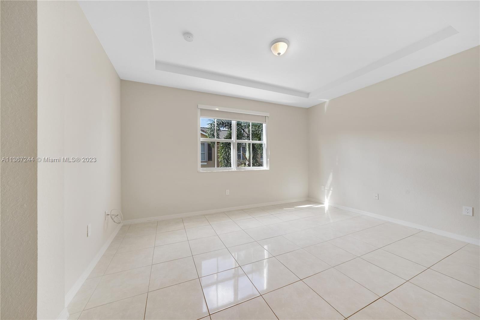 CENTURY GARDENS AT TAMIAMI - Residential Lease
