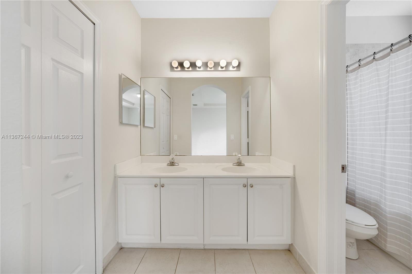CENTURY GARDENS AT TAMIAMI - Residential Lease