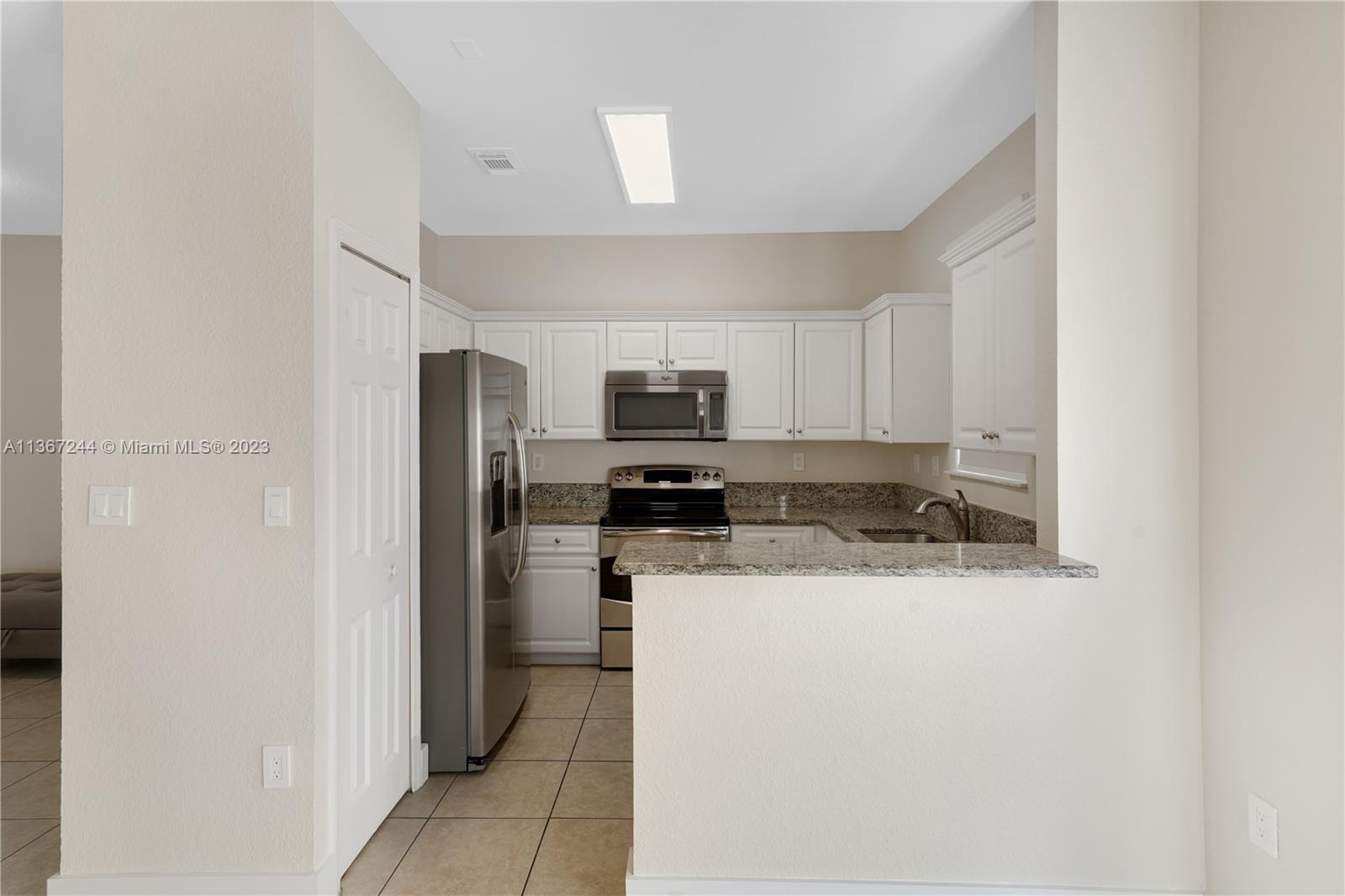 CENTURY GARDENS AT TAMIAMI - Residential Lease