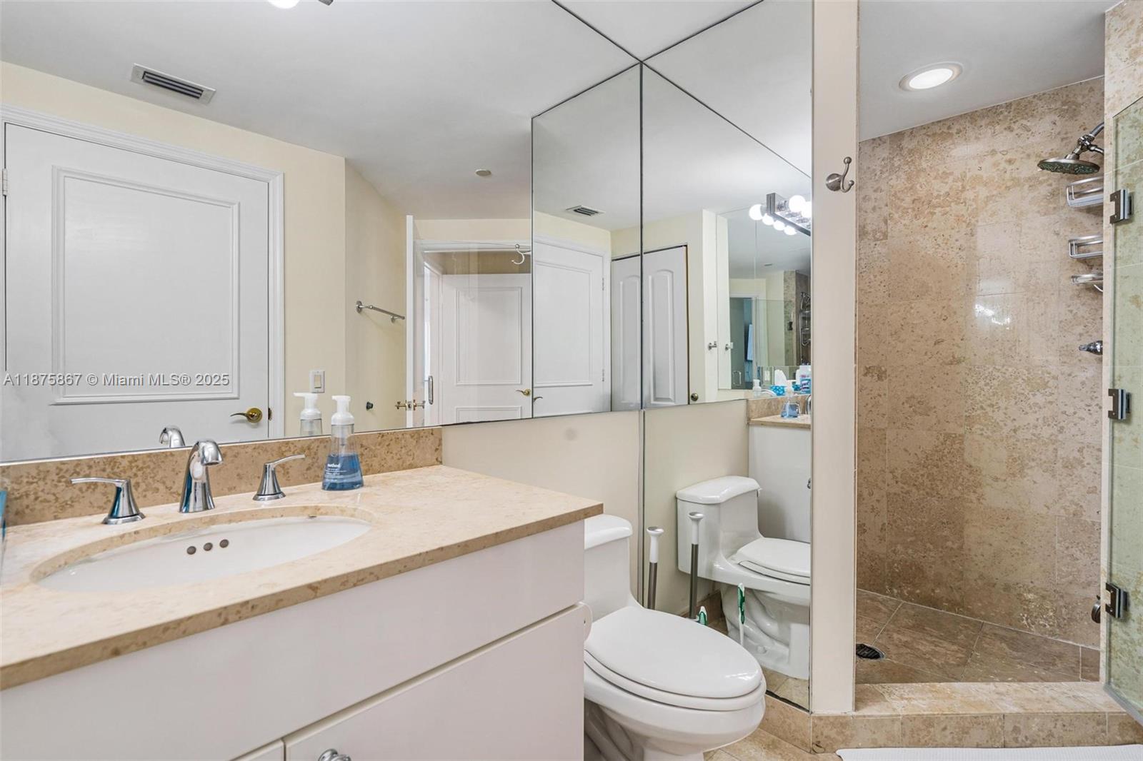 BLUE DIAMOND CONDO - Residential