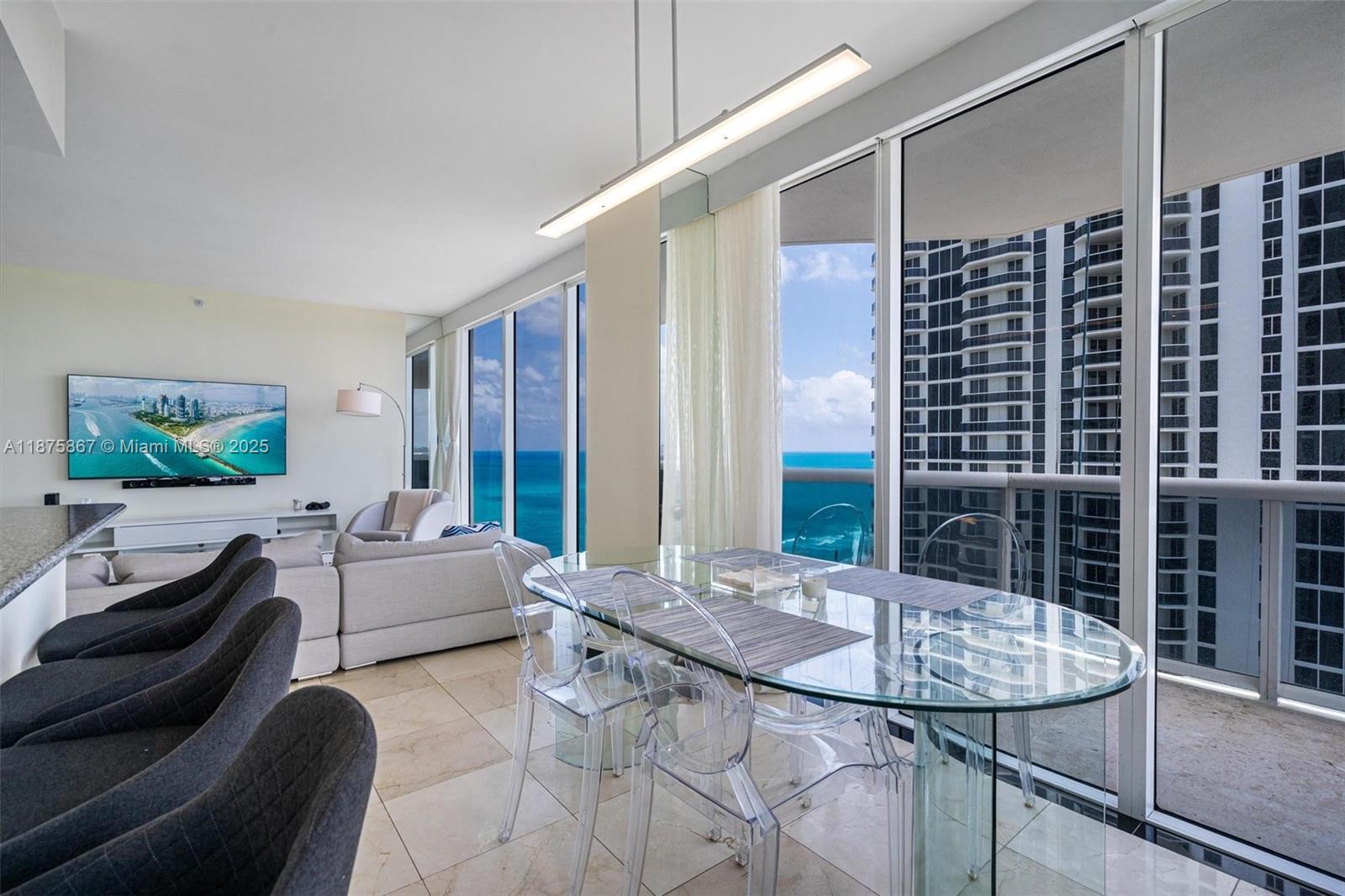 BLUE DIAMOND CONDO - Residential
