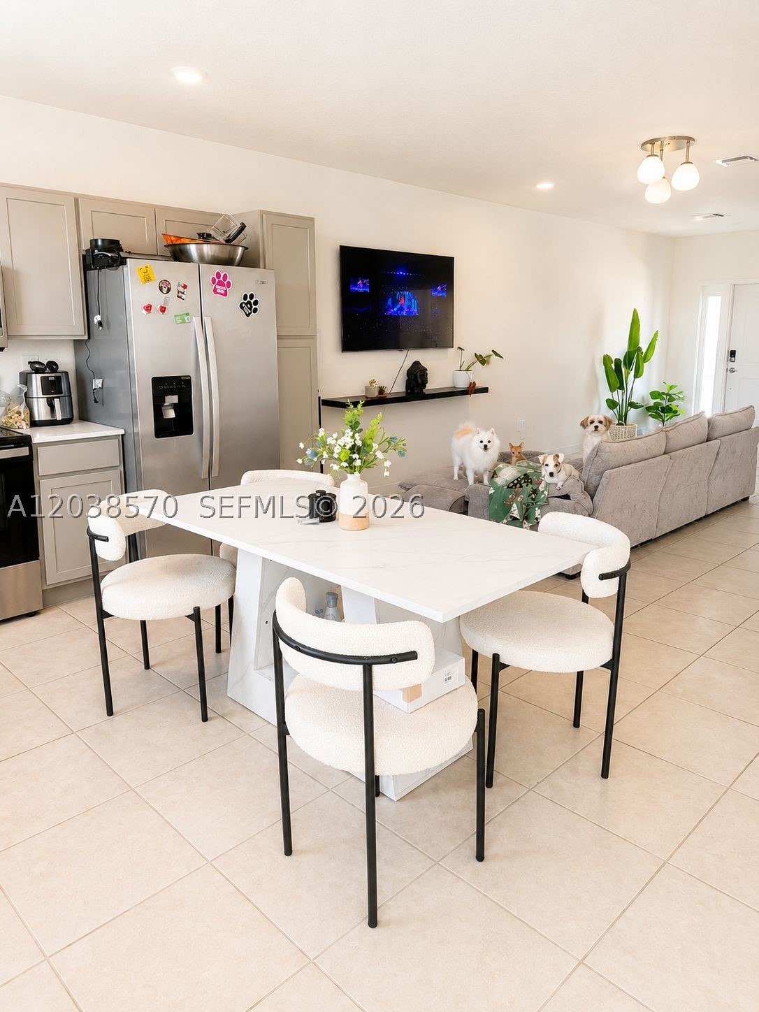 MIAMI LAND AND DEVELOPMEN - Residential Lease