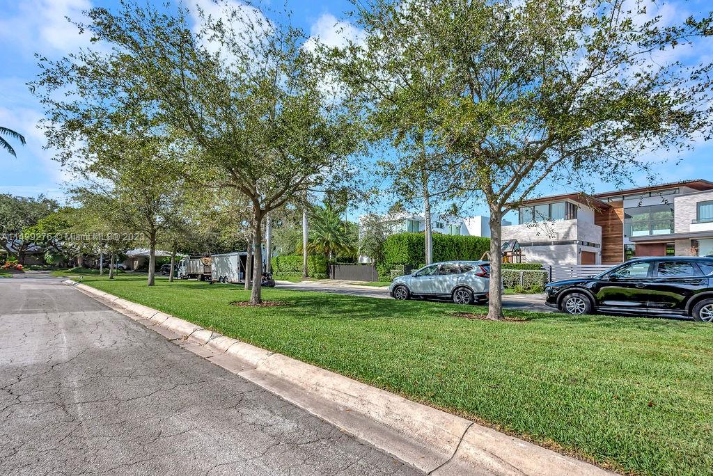 BAL HARBOUR RESIDENTIAL S - Residential