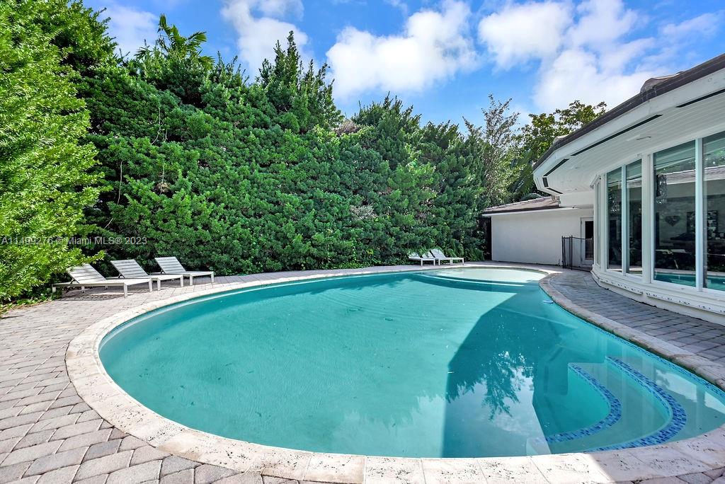 BAL HARBOUR RESIDENTIAL S - Residential