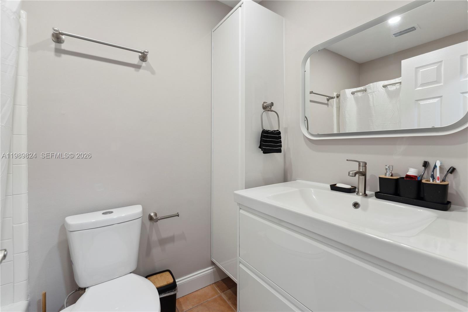 BOCA RATON SQUARE UNIT 3 - Residential