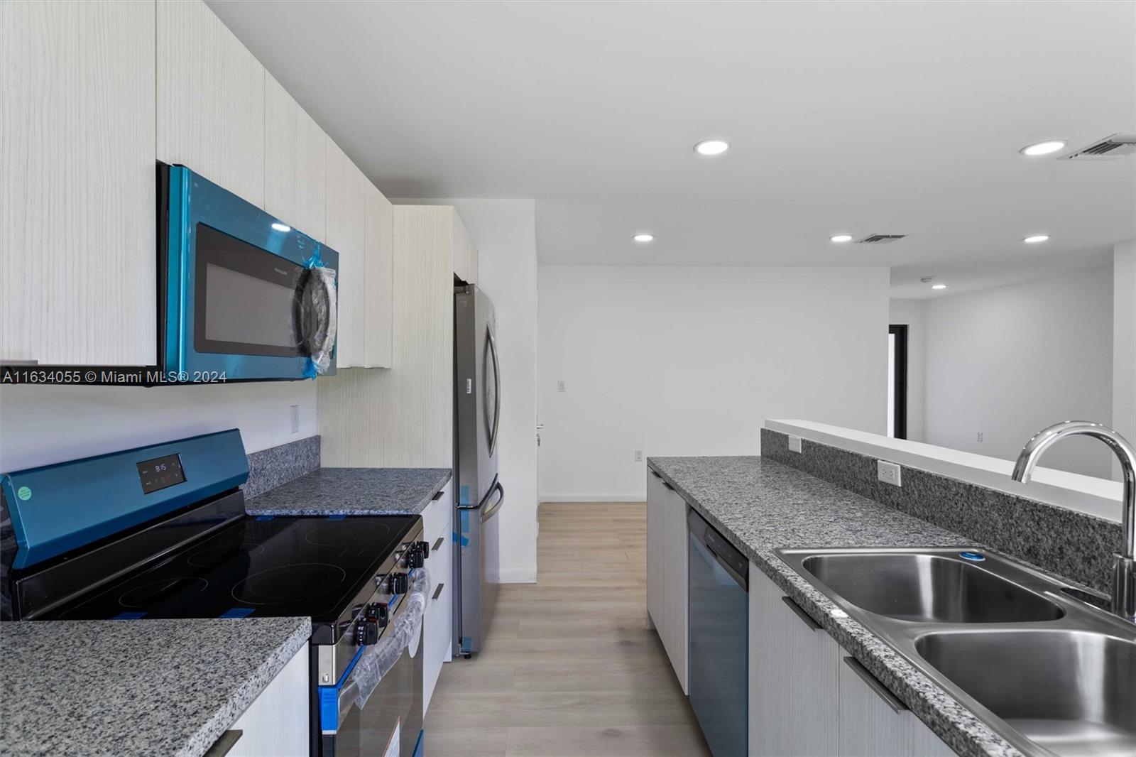 SUNNYLAND PARK NO 2 - Residential