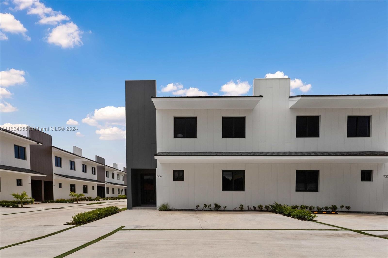 SUNNYLAND PARK PLACE IS UNIQUE, MODERN STYLE, BAHAMAS - CAYOS DESIGN, 23 TOWNHOMES WITH OPEN CONCEPT AND A UNIQUE STYLE, DESIGNED BY A HIGH PRETIGE DEVELOPER IN LUXURY DEVELOPMENTS; ALPHAVILLE DEVELOPERS OFFERS AN INNOVATIVE CONCEPT IN SOUTH FLORIDA, THESE TOWNHOMES OFFER 3B/2.5B AND 4B/3B MODELS, PERFECT FOR FIRST BUYERS, VACATION HOMES NEAR THE FLORIDA KEYS AND/OR INVESTMENT OPPORTUNITY IN THE AREA FASTEST GROWING, 2 CAR GARAGES, IMPACT WINDOWS, STAINLESS STEEL APPLIANCES, 100% ENERGY SAVING WITH A UNIQUE FEATURE AROUND HEAT INSULATING CONCRETE CONSTRUCTION, COMMON AREAS AND BEAUTIFUL GARDENS THAT MAKE THIS PLACE A PLACE PERFECT TO CALL HOME; YOU'LL LOVE IT...