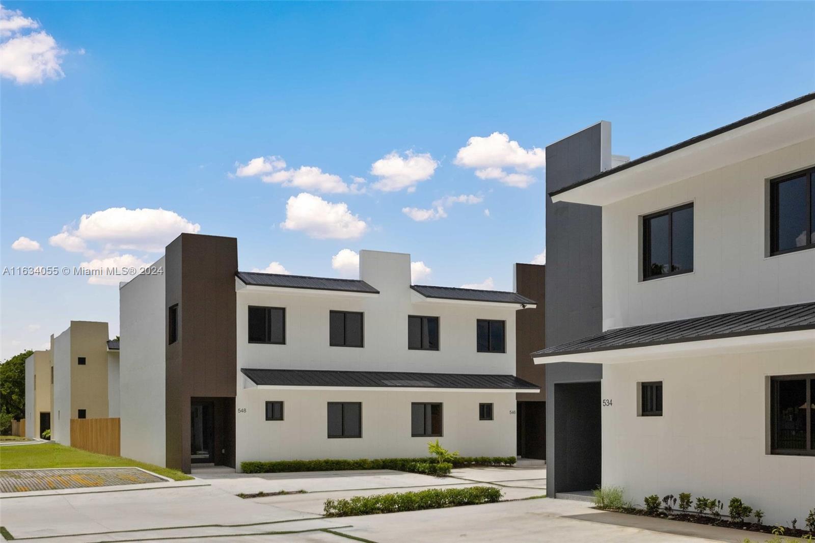 SUNNYLAND PARK NO 2 - Residential