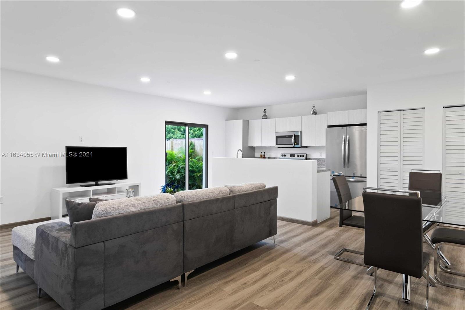 SUNNYLAND PARK NO 2 - Residential