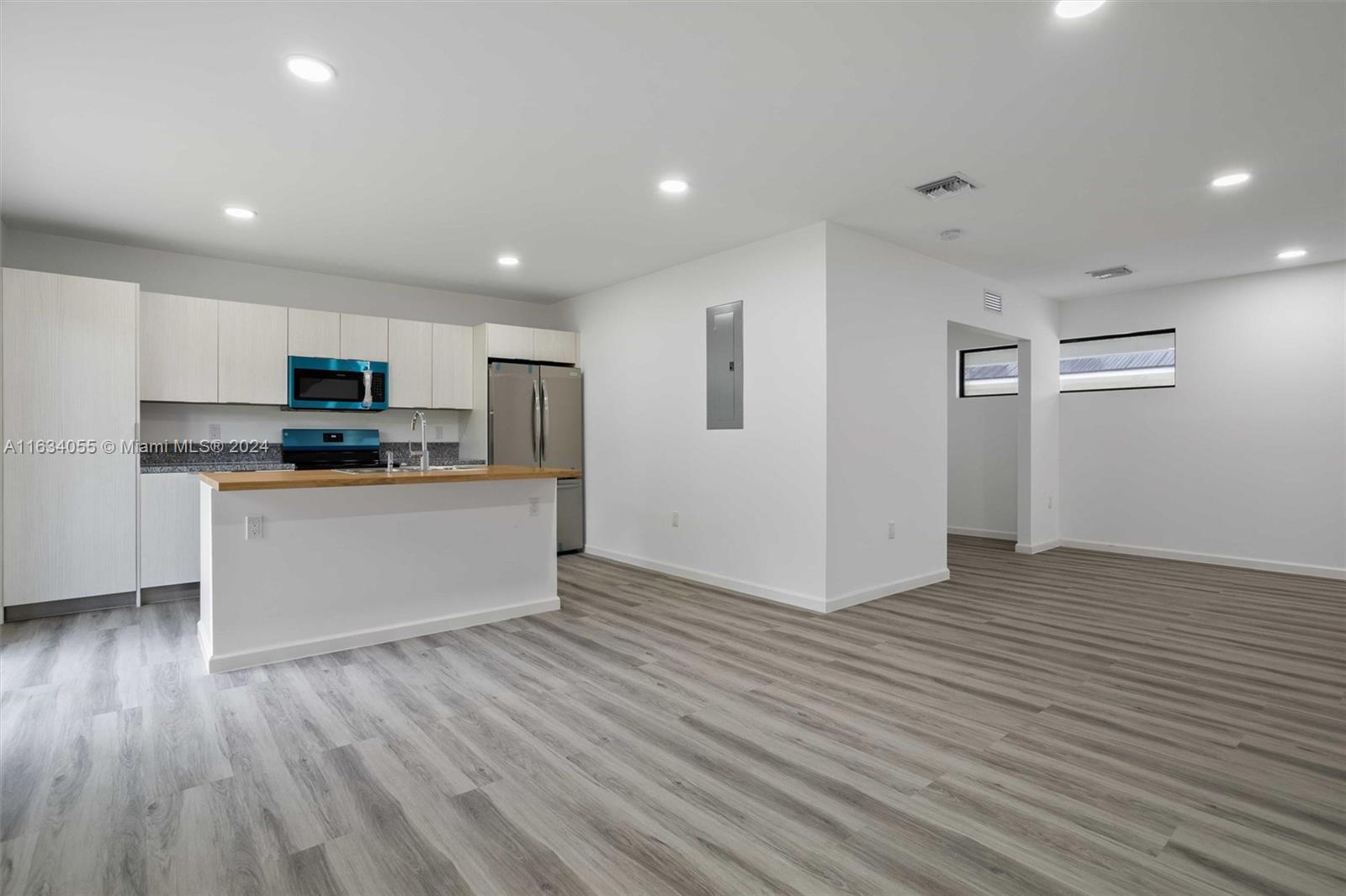 SUNNYLAND PARK NO 2 - Residential