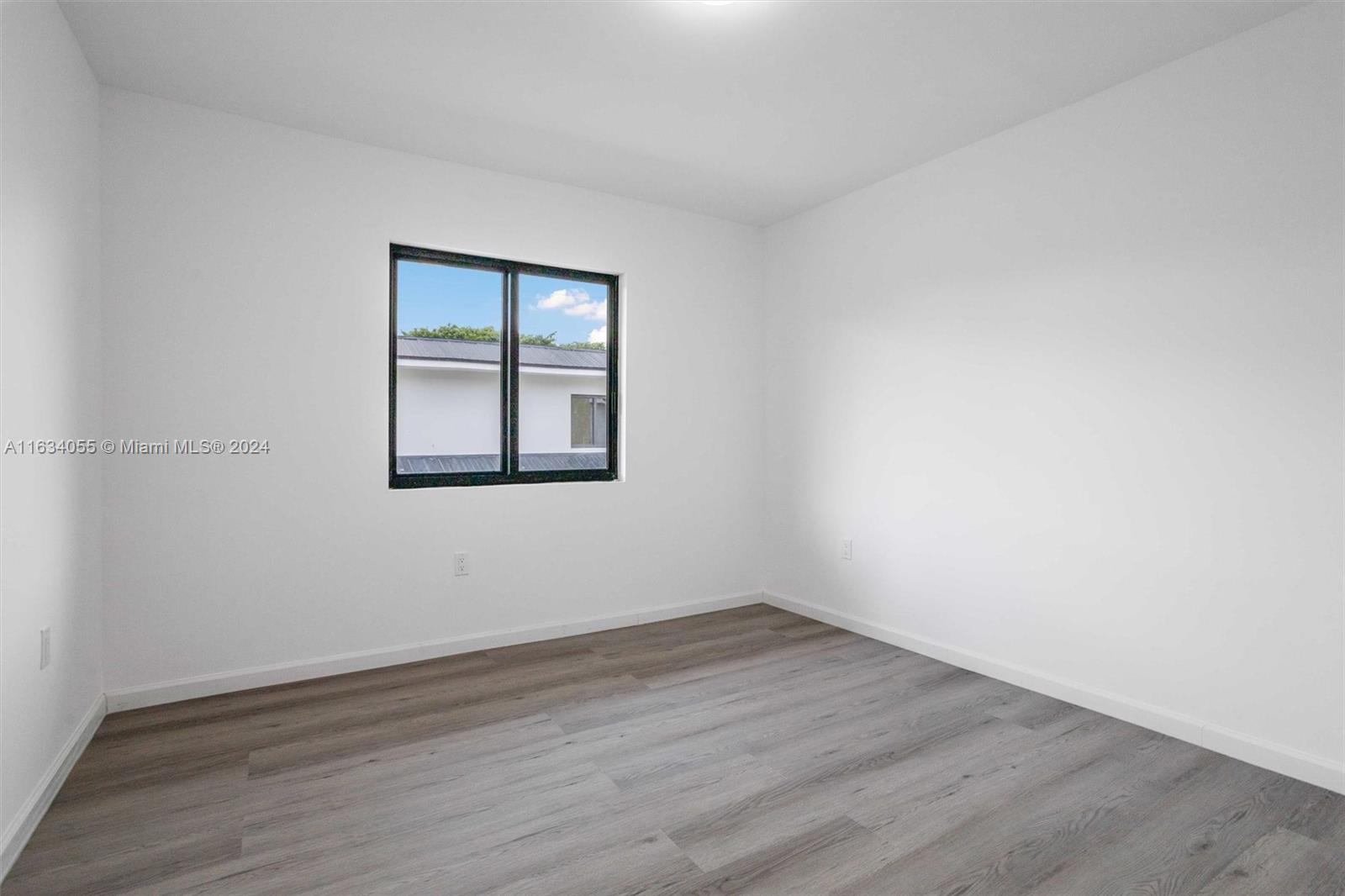 SUNNYLAND PARK NO 2 - Residential