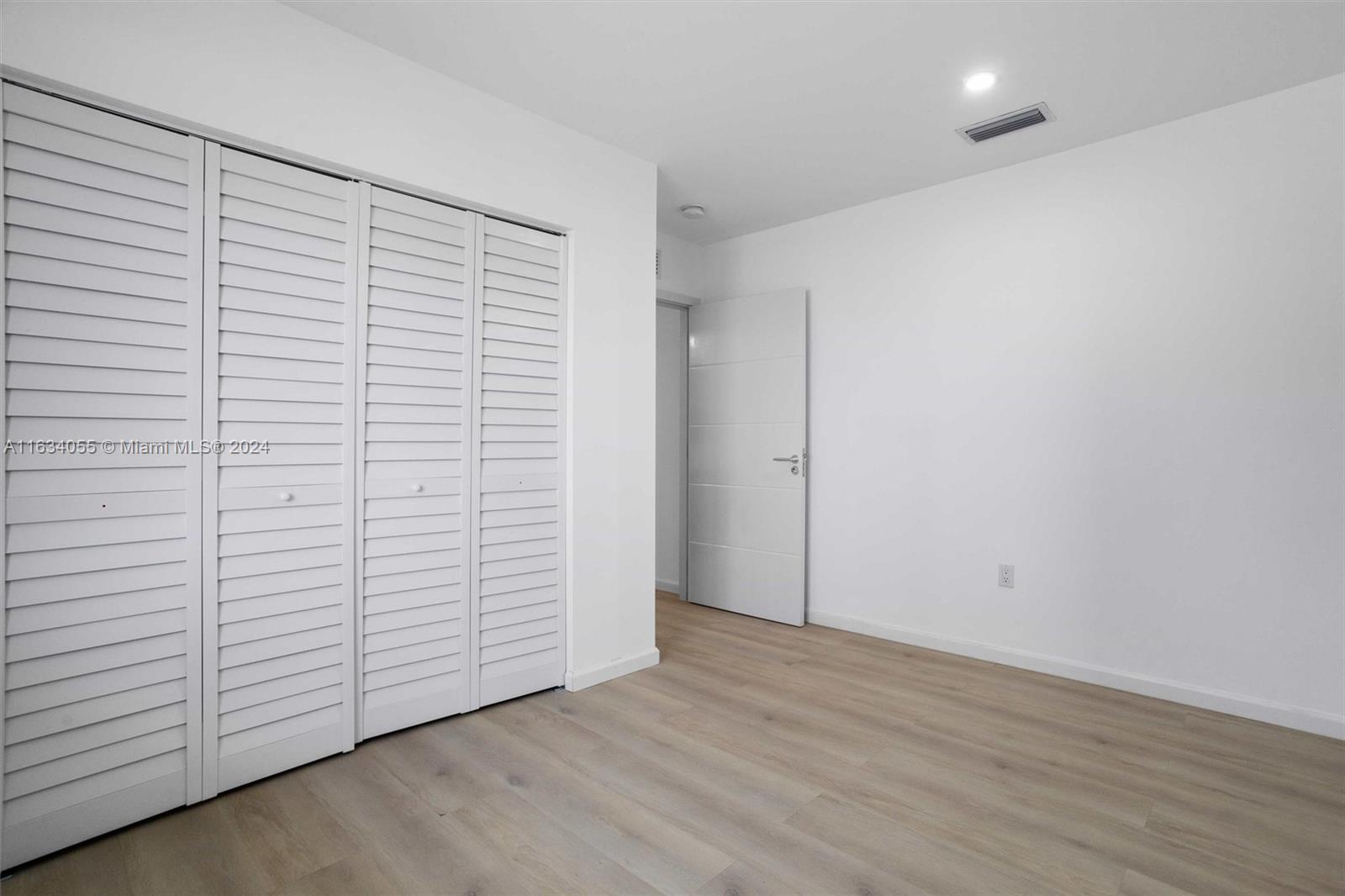 SUNNYLAND PARK NO 2 - Residential