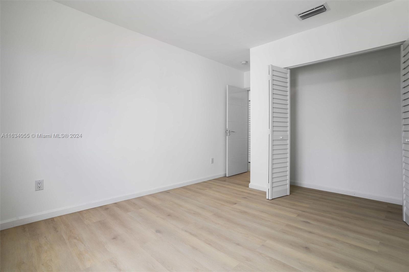 SUNNYLAND PARK NO 2 - Residential