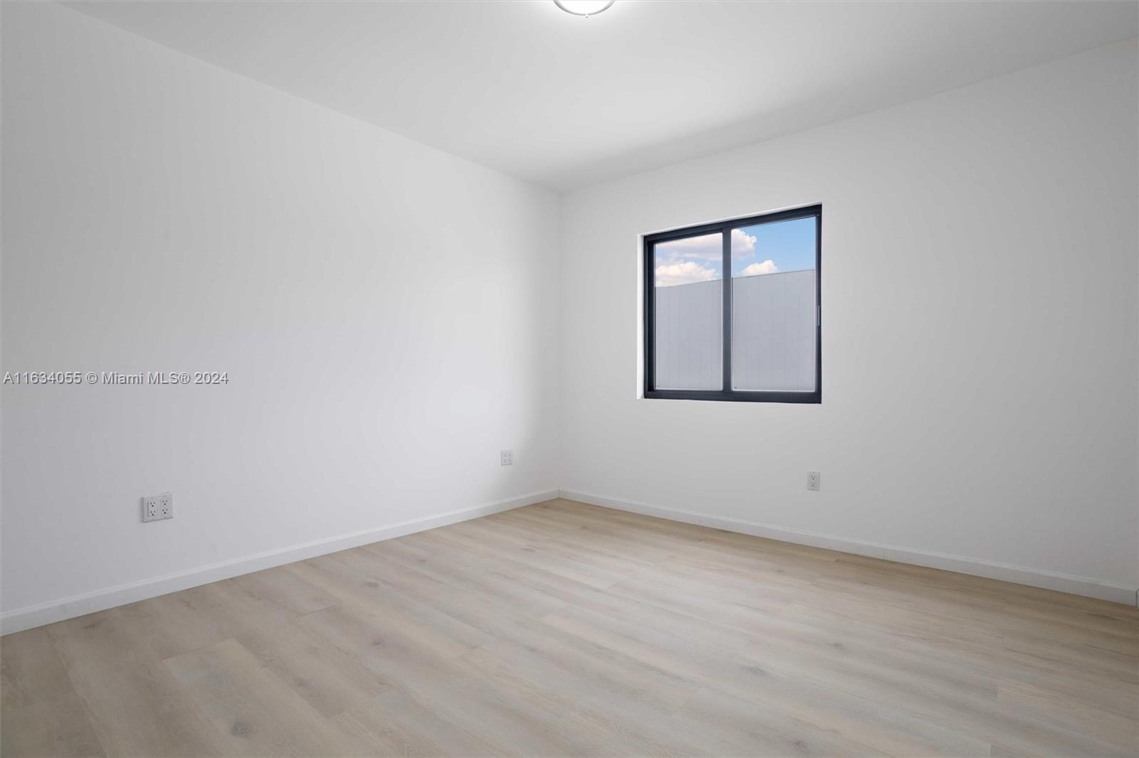 SUNNYLAND PARK NO 2 - Residential