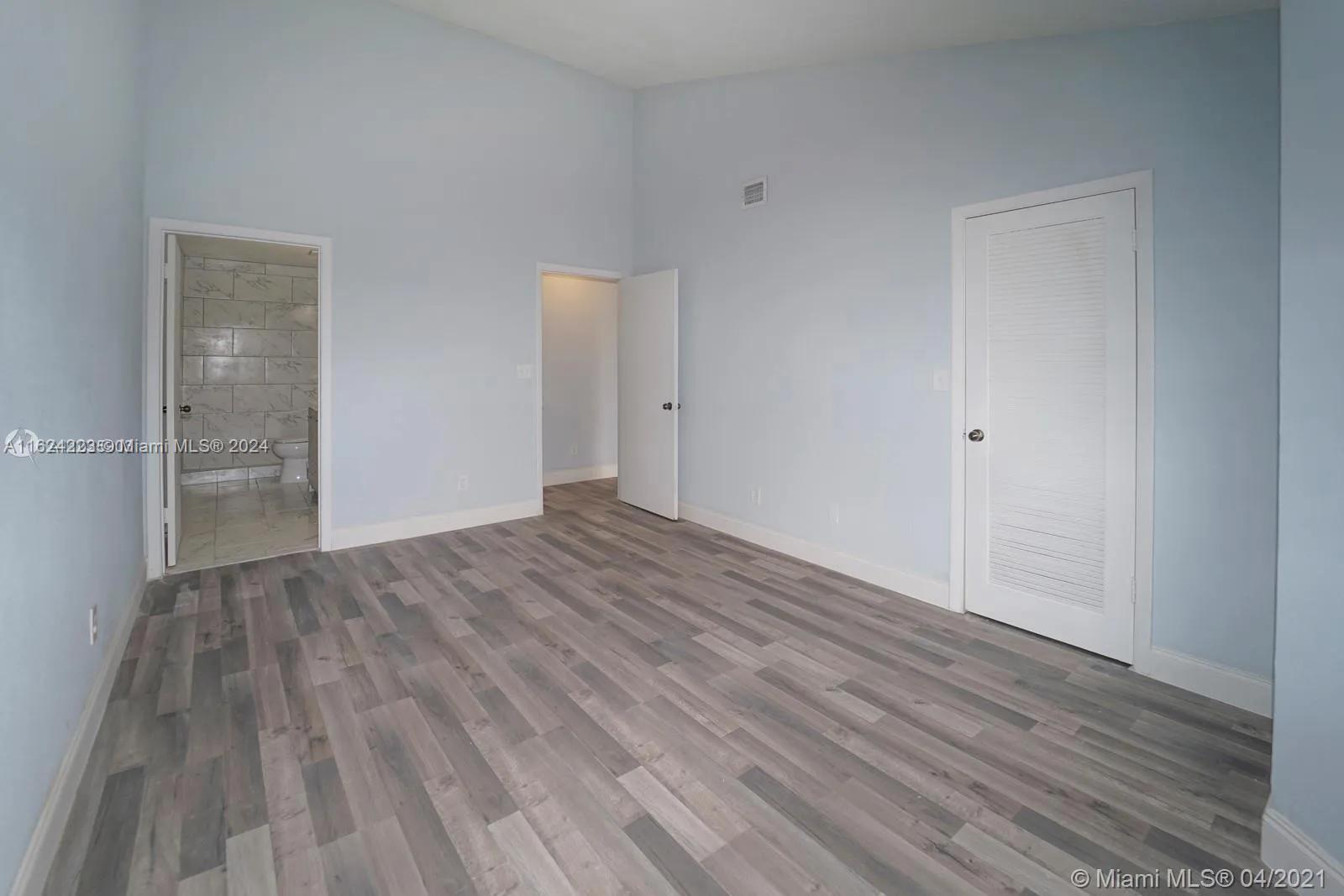 SUMMER LAKE - Residential Lease