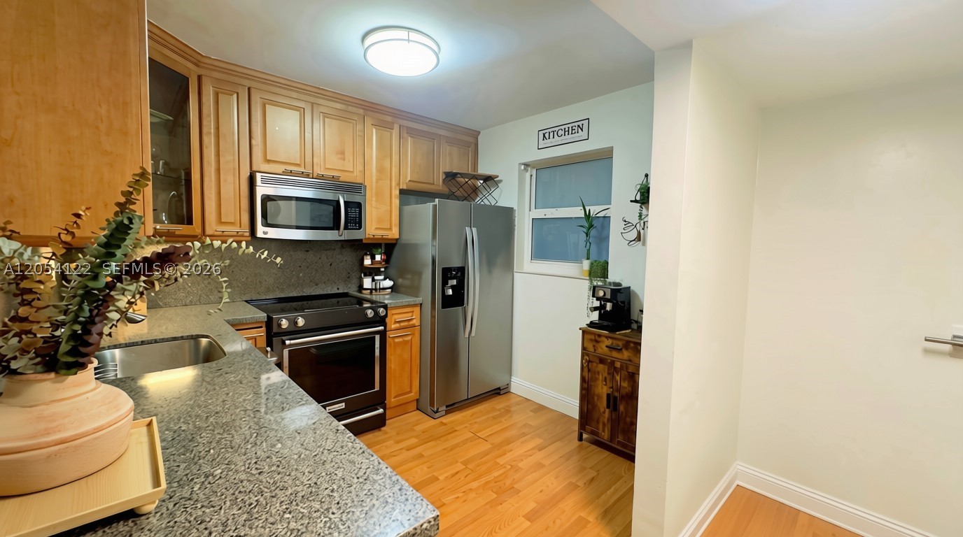 PLANTATION PINES CONDO - Residential