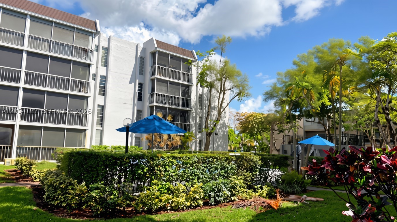 PLANTATION PINES CONDO - Residential