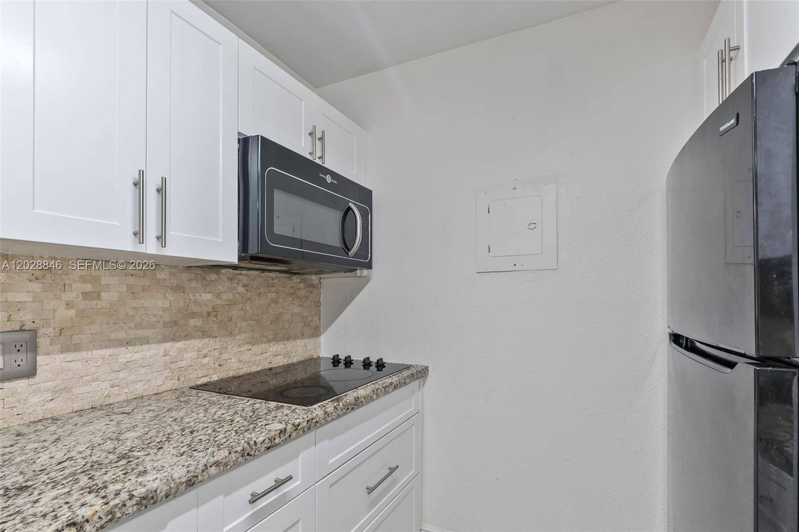 SPANISH TRACE CONDO PH II - Residential Lease
