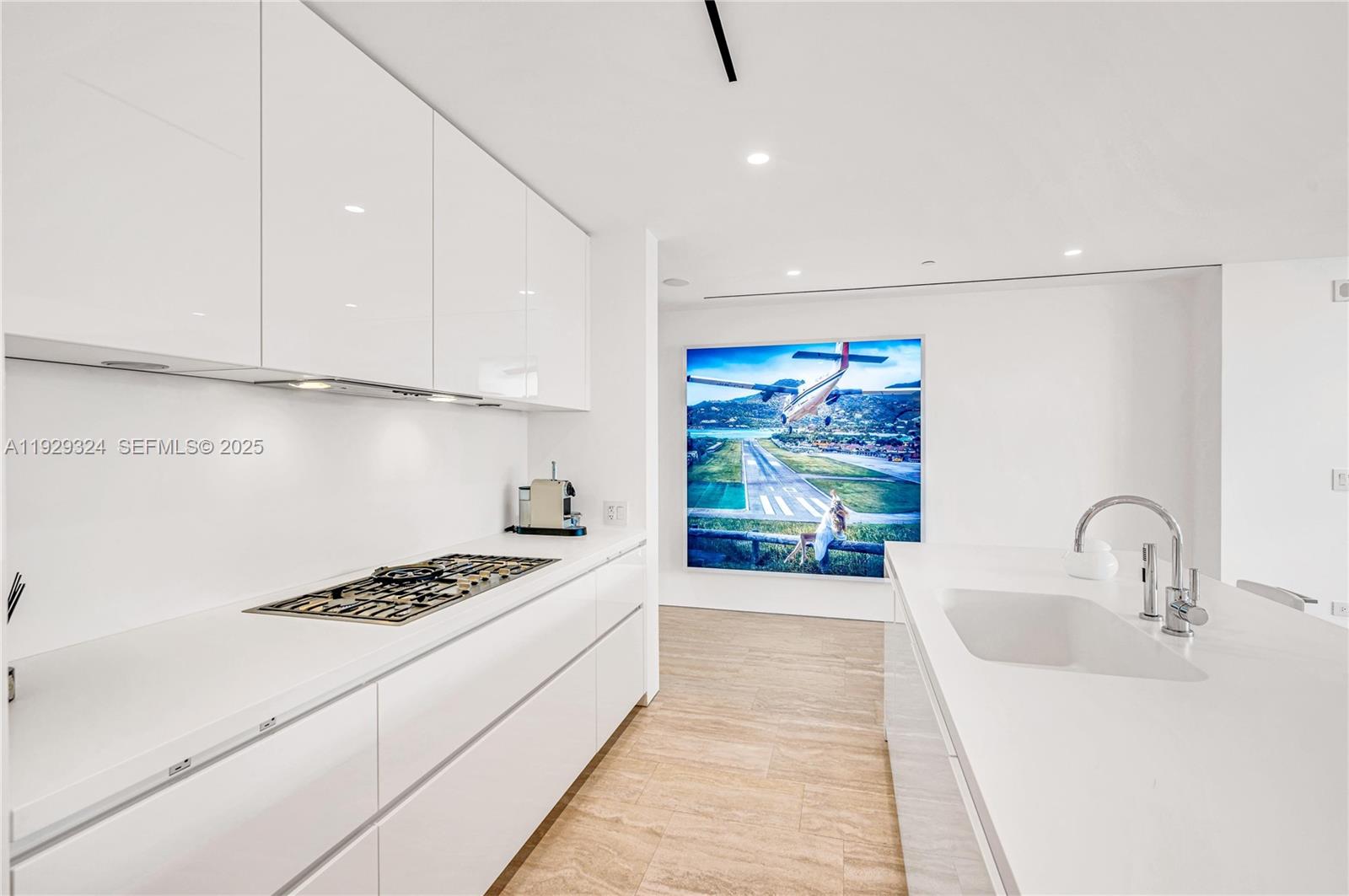 SURF CLUB CONDO - Residential