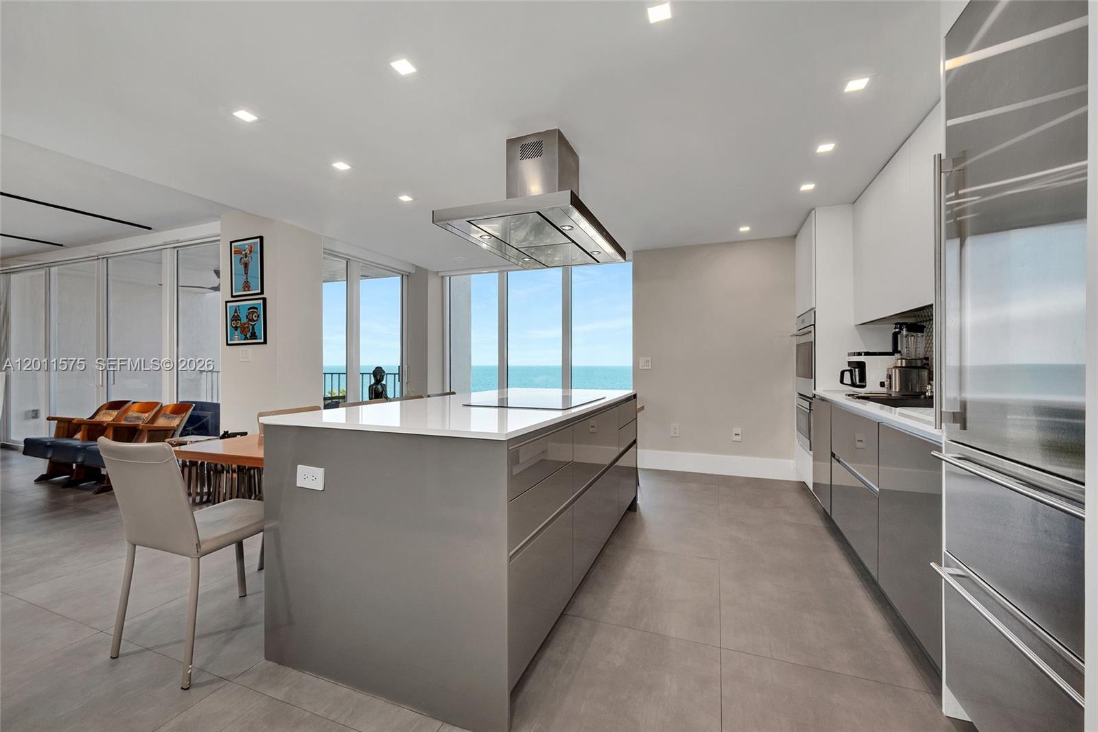 CASA DEL MAR CONDO - Residential