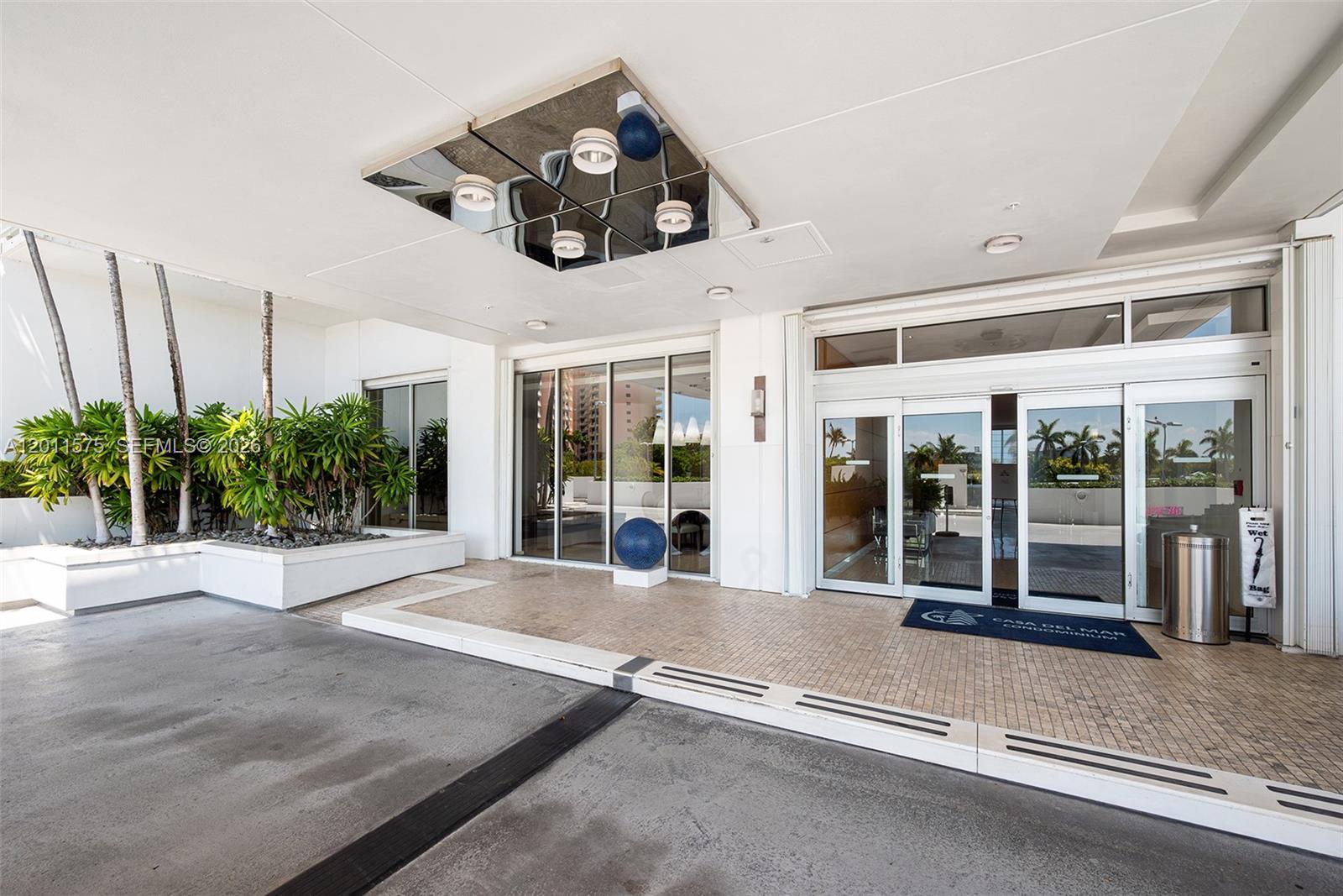 CASA DEL MAR CONDO - Residential
