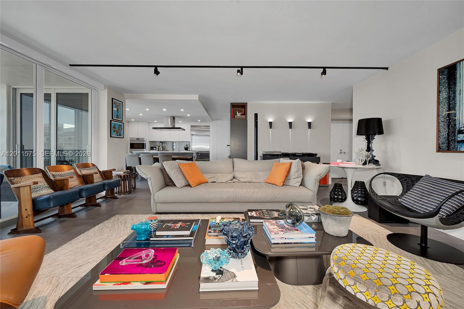 CASA DEL MAR CONDO - Residential