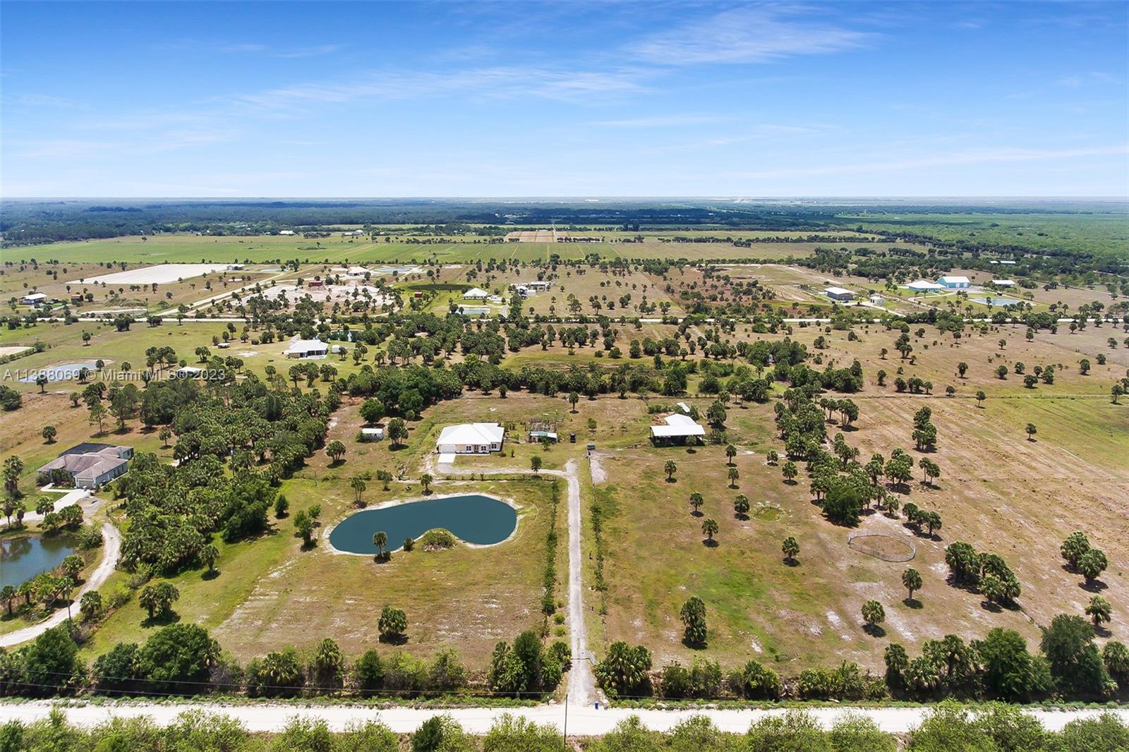 FELLSMERE FARMS CO S/D OF - Residential