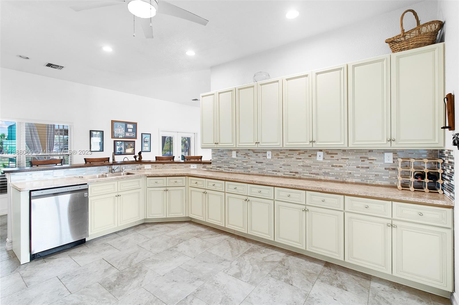 FELLSMERE FARMS CO S/D OF - Residential