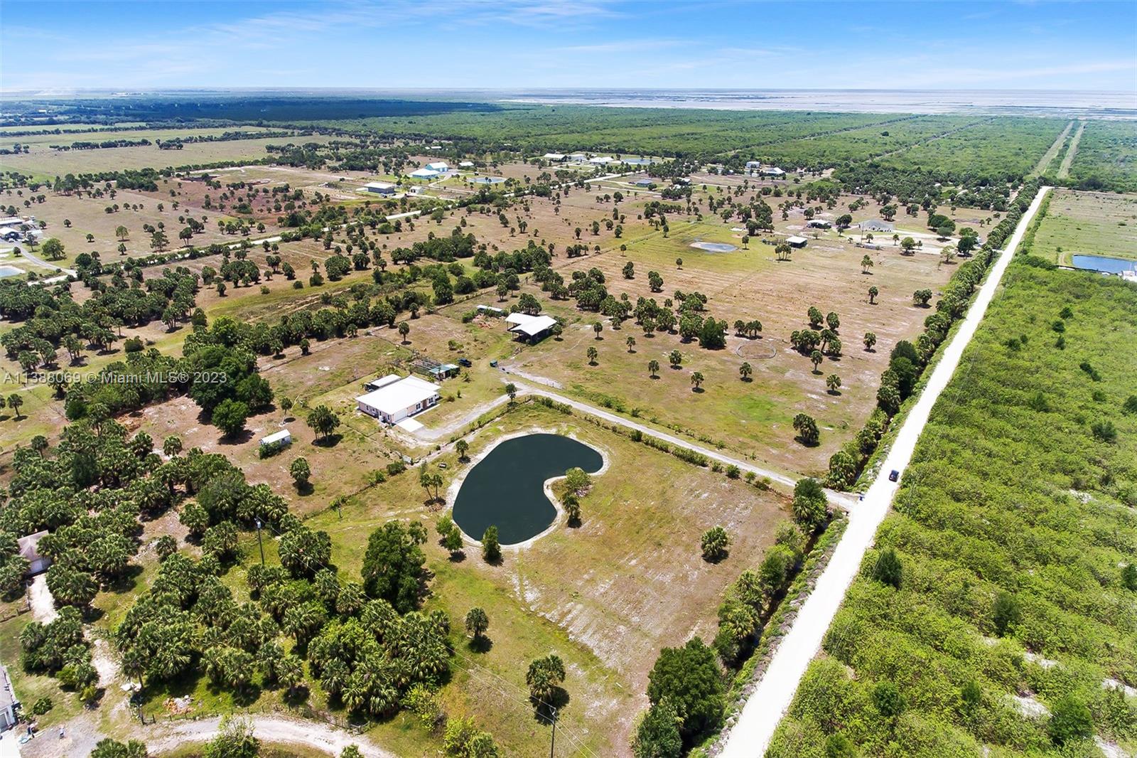 FELLSMERE FARMS CO S/D OF - Residential