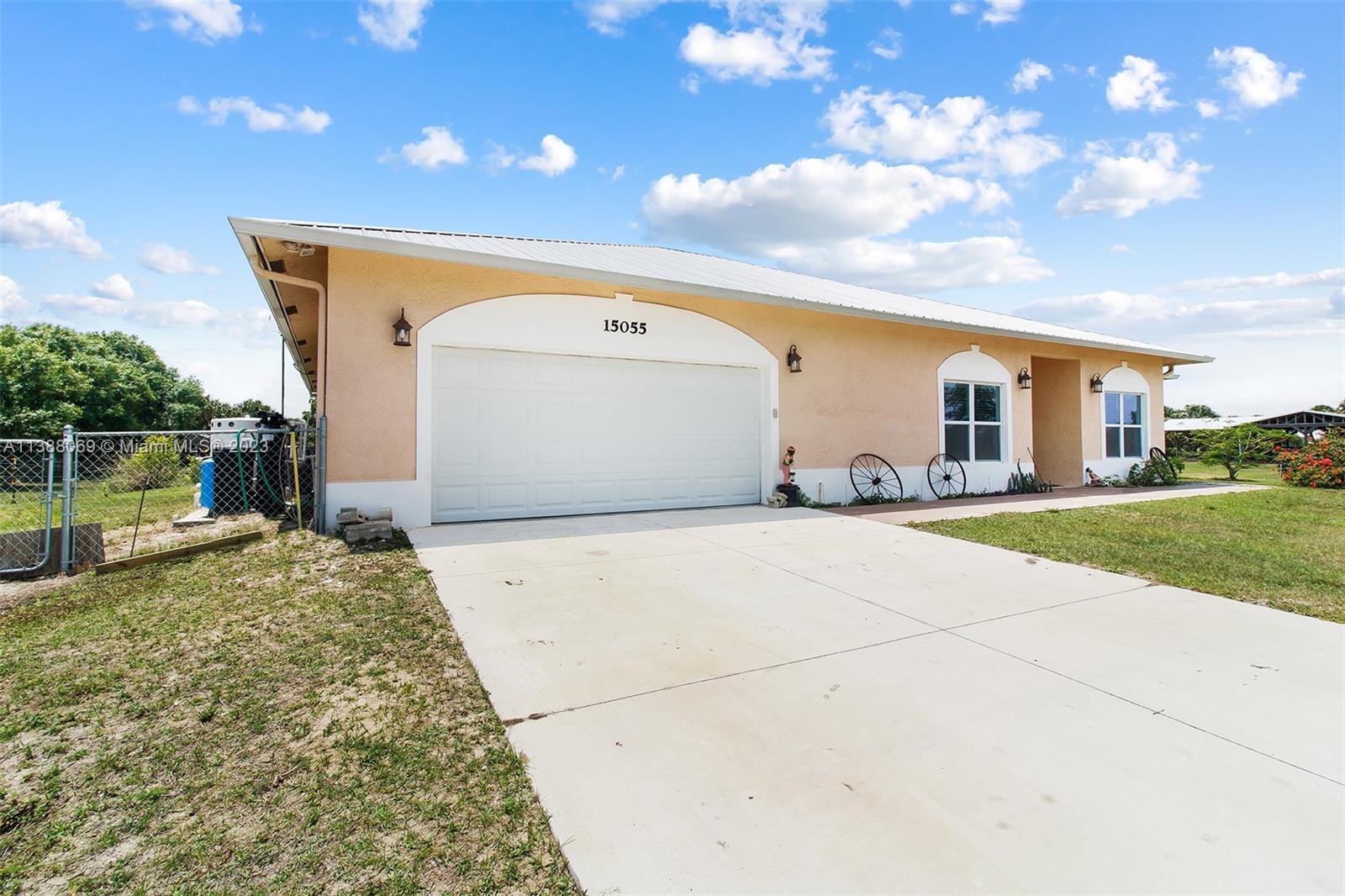 FELLSMERE FARMS CO S/D OF - Residential